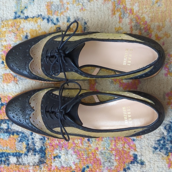 Stuart Weitzman Dandy Polka Dot Perforated Leather Wingtip Oxfords Black 8.5 - Picture 4 of 15